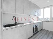 Apartamento T2 Totalmente Remodelado Em Queluz 55m²...