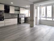 Apartamento T2 Totalmente Remodelado Oeiras