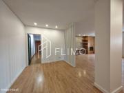 Apartamento T2 Totalmente Renovado com Garagem Fechada |...