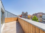Apartamento T2 Triplex com Terraço na Praça da Batalha...