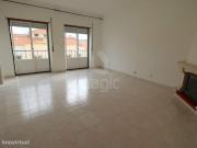 APARTAMENTO T2 USADO para ARRENDAMENTO no CENTRO de MAFRA