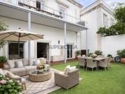 Apartamento T3+1 com Jardim Privado no Palácio Vila...