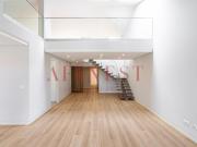 Apartamento T3+1 Com Mezanine Em Carcavelos 180m²...