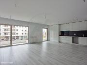 Apartamento T3+1 Duplex com varanda, solrio e dois...