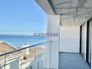 Apartamento T3+1, localizado ao lado da Praia com...