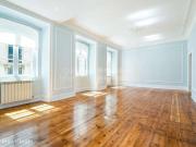 Apartamento T3+1 para arrendamento sem mveis no Chiado
