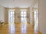 Apartamento T3 /165m2 * 2 Suítes * Pátio exclusivo *...