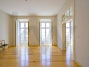 Apartamento T3 /165m2 * 2 Suítes * Pátio exclusivo *...