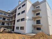 Apartamento T3 1ºandar A, com garagem e parqueamento