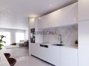 Apartamento T3, 1.º andar, com estacionamento em...