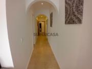 Apartamento T3 +1 com vista mar situado em Portimão