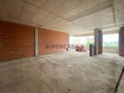 APARTAMENTO T3 | 2 Suites | Terraço e Parqueamento