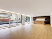 Apartamento T3 a estrear, perto da praia, na Parede...