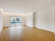 Apartamento T3 a estrear, perto da praia, na Parede...