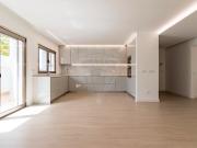 Apartamento T3 à venda em Almada