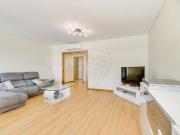 Apartamento T3 à venda em Amadora