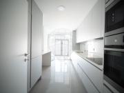 Apartamento T3 à venda em Loures