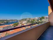 Apartamento T3 à venda em Porto