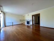 Apartamento T3 à venda em Porto