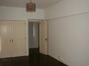 Apartamento, Algés, Linda a velha e Cruz Quebrada...