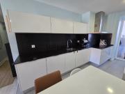 Apartamento T3 ao lado do Metro e Comboio