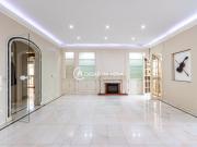 Apartamento T3 at Cascais e Estoril Cascais, Portugal