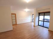 Apartamento T3 C/ 3 Varandas e Arrecadação, Rio de...