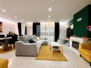 Apartamento T3 c/ Garagem