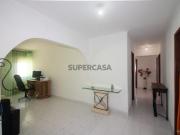 Apartamento T3 Carregado com áreas generosas