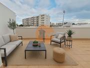 Apartamento T3 com 122,37m² no Centro de Olhão...