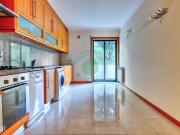 Apartamento T3 com 2 Garagens