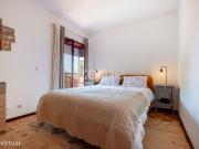 Apartamento T3 com 2 varandas ao Largo do Souto Custias,...