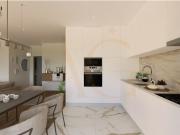 Apartamento T3 com acesso a terraço privativo e jacuzzi...