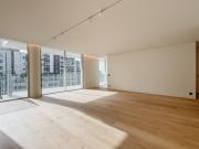 Apartamento T3 com garagem, na Avenida da Boavista, Porto