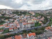 Apartamento T3 com espaço exterior e acessos rápidos a...