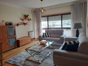 Apartamento T3 com estacionamento, Bairro do Rosário,...