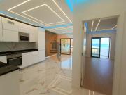 Apartamento T3, com estacionamento, na primeira linha de...