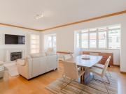 Apartamento T3 com estacionamento, nas Amoreiras, Lisboa