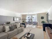 Apartamento T3 com estacionamento no Conde Lima, Lisboa