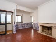 Apartamento T3 com excelentes áreas Almada