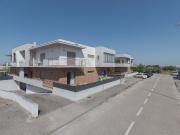 Apartamento T3 com garagem