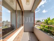 Apartamento T3 com garagem, em Lea da Palmeira, Porto