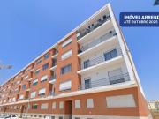 Apartamento T3 com garagem e arrecadação no Montijo