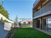 Apartamento T3 com jardim em Casal de Passos, Foz Porto