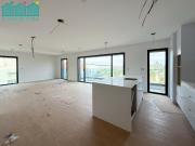 Apartamento T3 com Lugares de Garagem em Esgueira