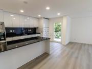 Apartamento T3 com parqueamento na Quinta da Flamenga,...