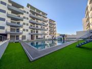 Apartamento T3 com piscina, jardim e estacionamento em...
