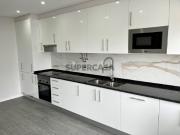 Apartamento T3 com piscina, lugar de garagem e...