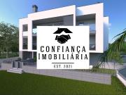 Apartamento T3 com piscina, varanda e Garagem