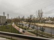 Apartamento T3, com reas amplas e garagem, em Braga